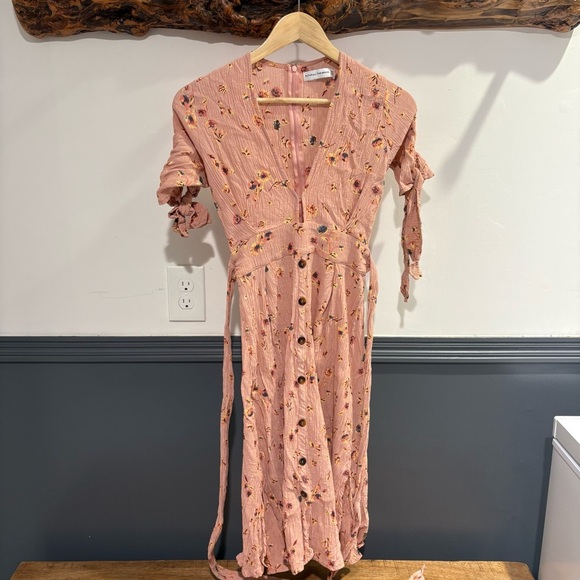 Faithfull the Brand Blush Floral Dress - Picture 6 of 16